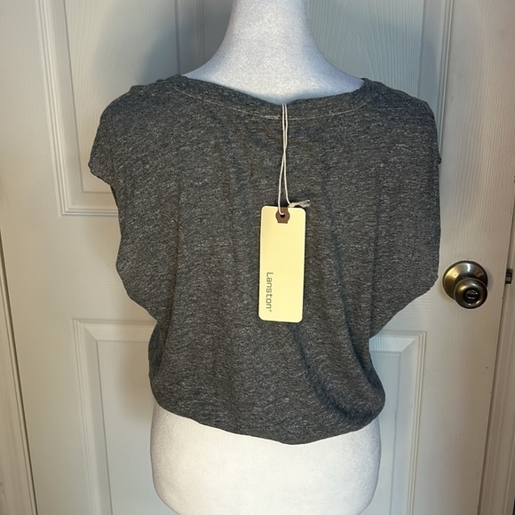 Revolve Langston gray cinched waist sleeveless shirt size XS NWT - Picture 3 of 3